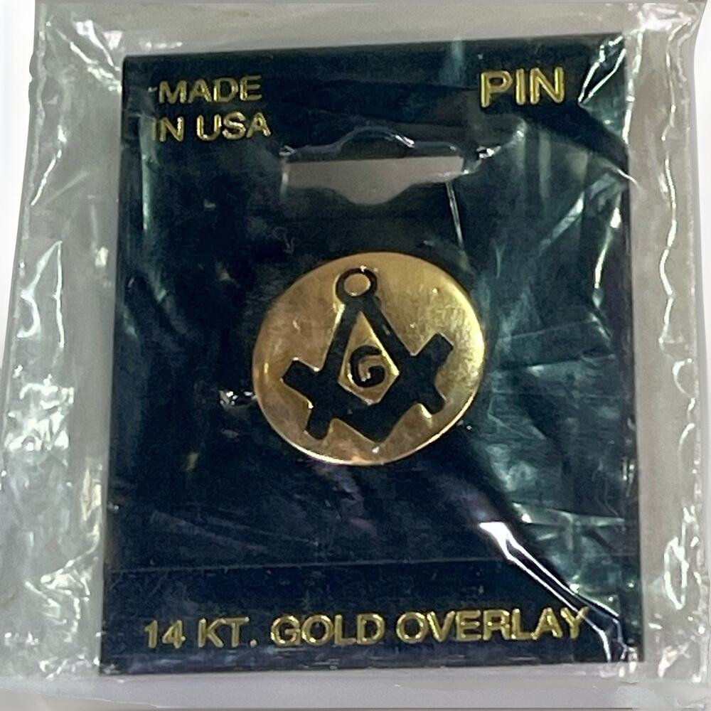 Masonic Freemason 14K Gold Overlay Pin Square Compass G Lapel Made In USA NOS